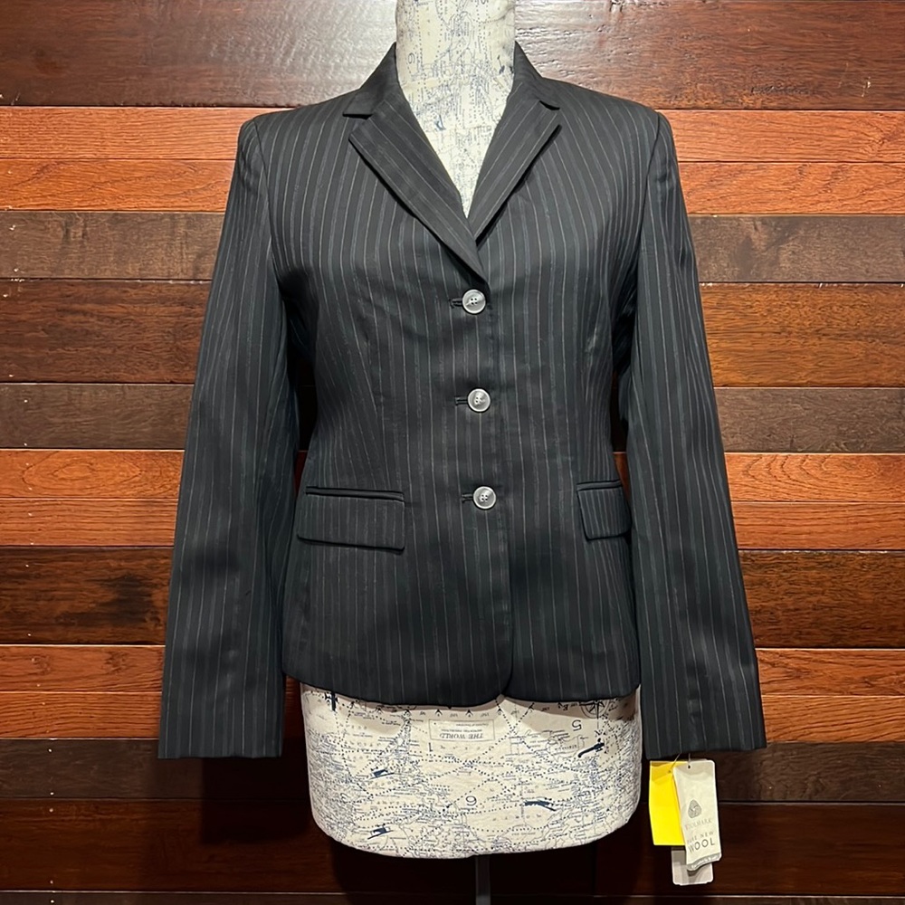 NWT Jones New York Blue Pinstripe Notch Lapel 3 Button Down Suit Coat